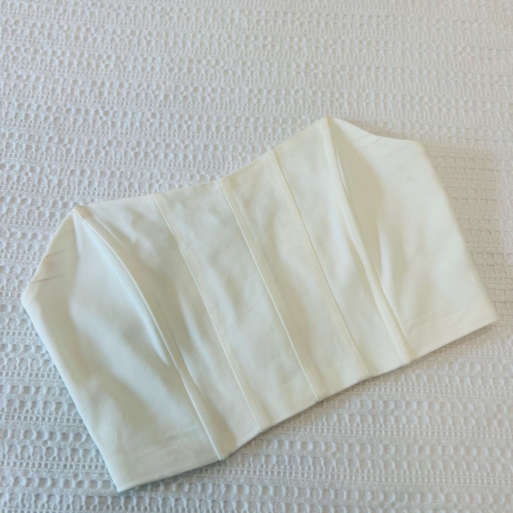 Chic Cream Women's Corset Crop Top